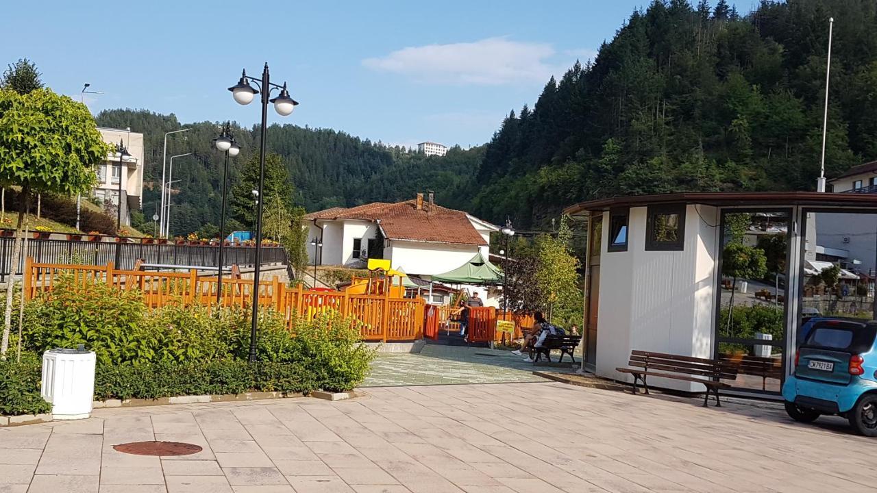 "Вила Баните" ภายนอก รูปภาพ